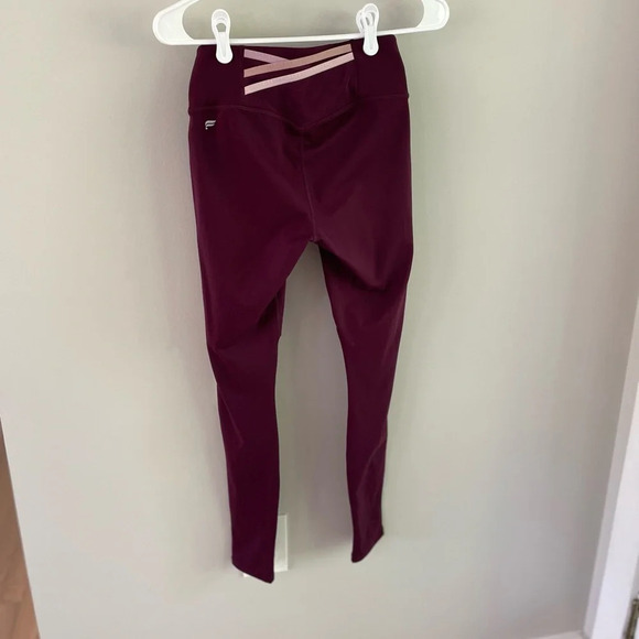 Fabletics Trinity Leggings - Purple - Size Small - EUC! - Picture 4 of 8